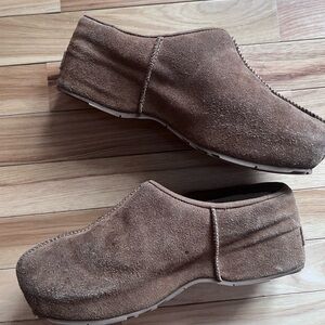 UGG Cottage Clog